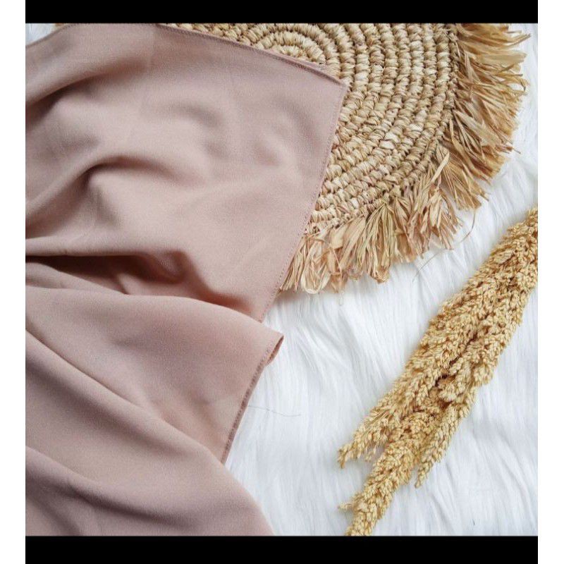 Pasmina Diamond Ceruty 180x75 Pashmina Panjang sabyan Basic Non Instan hijab Terlaris-Pashmina Cream