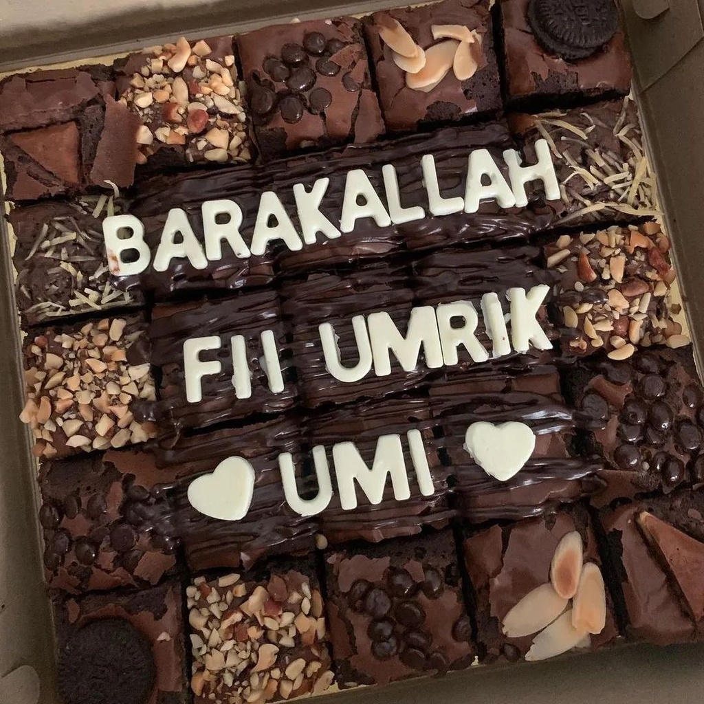 

Brownies 20 x 20 ( pakai ucapan )