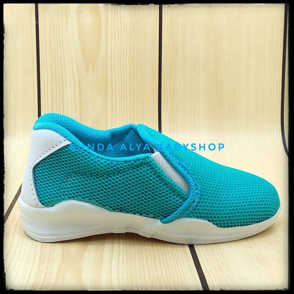 Sepatu Anak Laki Laki 2 - 7 Tahun Sport TOSKA Sepatu Anak Cewek Cowok Sport Alas Karet Anti Licin Size 22 - 35