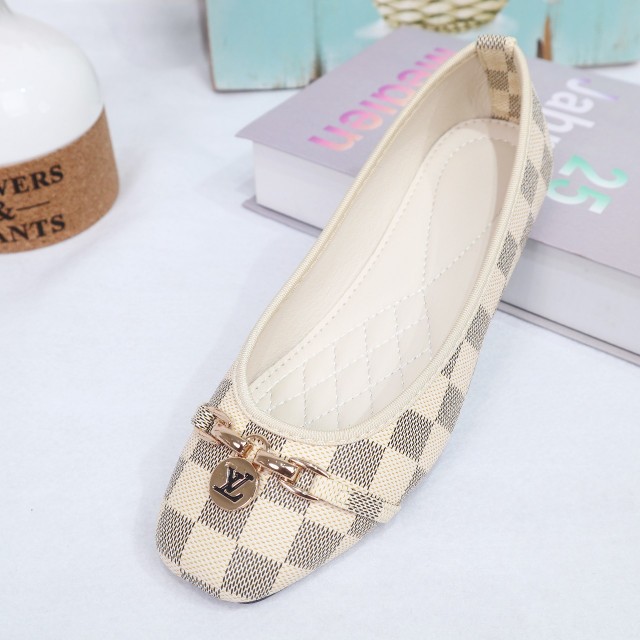 Sepatu Louis Vuitton Flat AS293 726