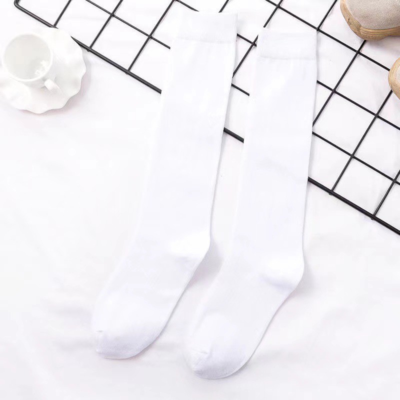 Kaos Kaki Cewek Panjang Selutut  Kaos Kaki Gaya Jepang korea  Kaos Kaki Muslimah Calf Socks Polos-White