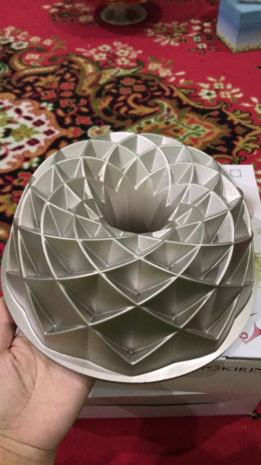 Kirin Premium Cake Pan Pandora Pan