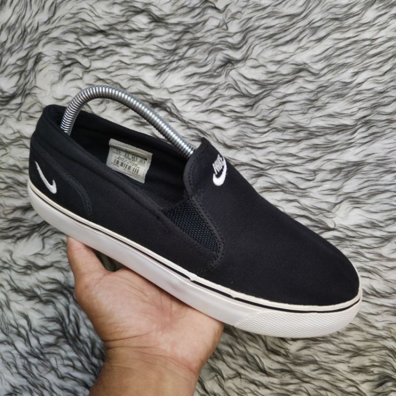 Sepatu Sneakers Pria Nike Toki Txt Men's Slip-on Canvas Original