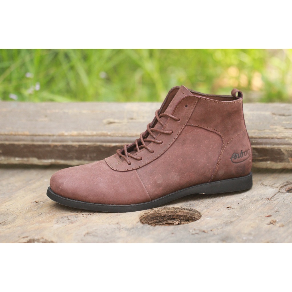 sepatu brodo casual sneakers kulit sapi asli boots fashion pria Semi formal