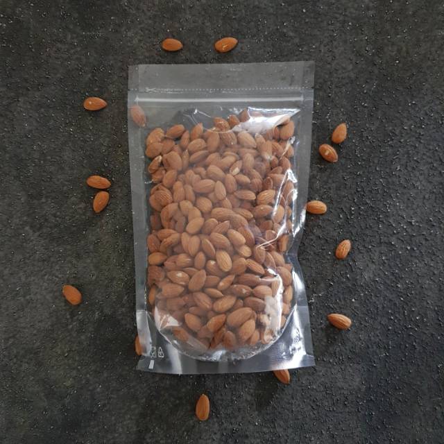 

Raw Almond / kacang Almond mentah 500 gram