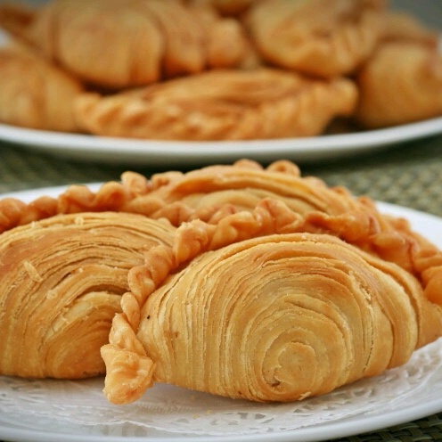 

PASTEL ORIGINAL ISI 7 PCS [FROZEN FOOD]