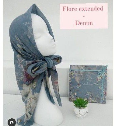 Buttonscarves Fiore Extended Denim