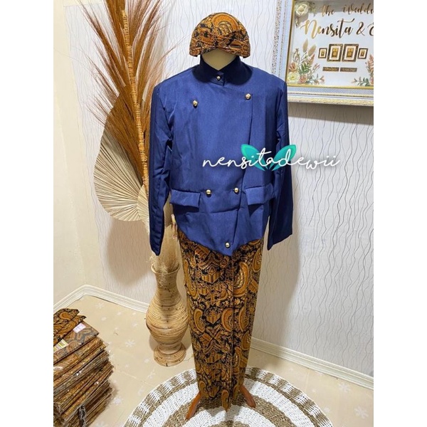 Set Baju Pager Bagus / Manggolo, Adat Jawa - Solo [Nuansa Navy]