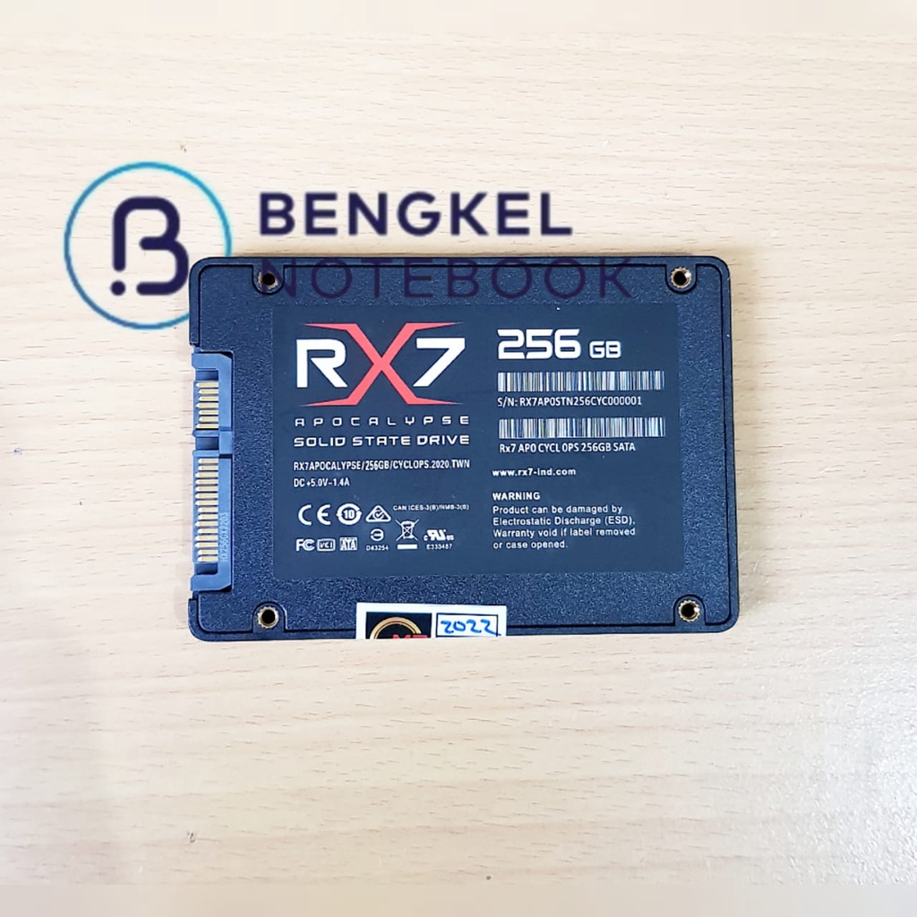 SSD SOLID STATE DRIVE 2.5 SATA 3.0 RX7 256GB