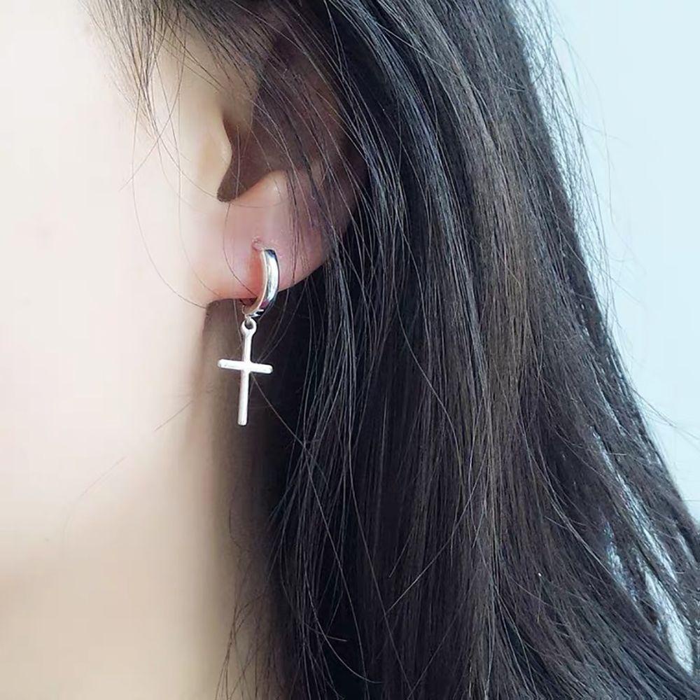 Needway Anting Klip Salib Keren Sederhana Wanita Hadiah Stainless Steel Elegan Anting Tanpa Tindik