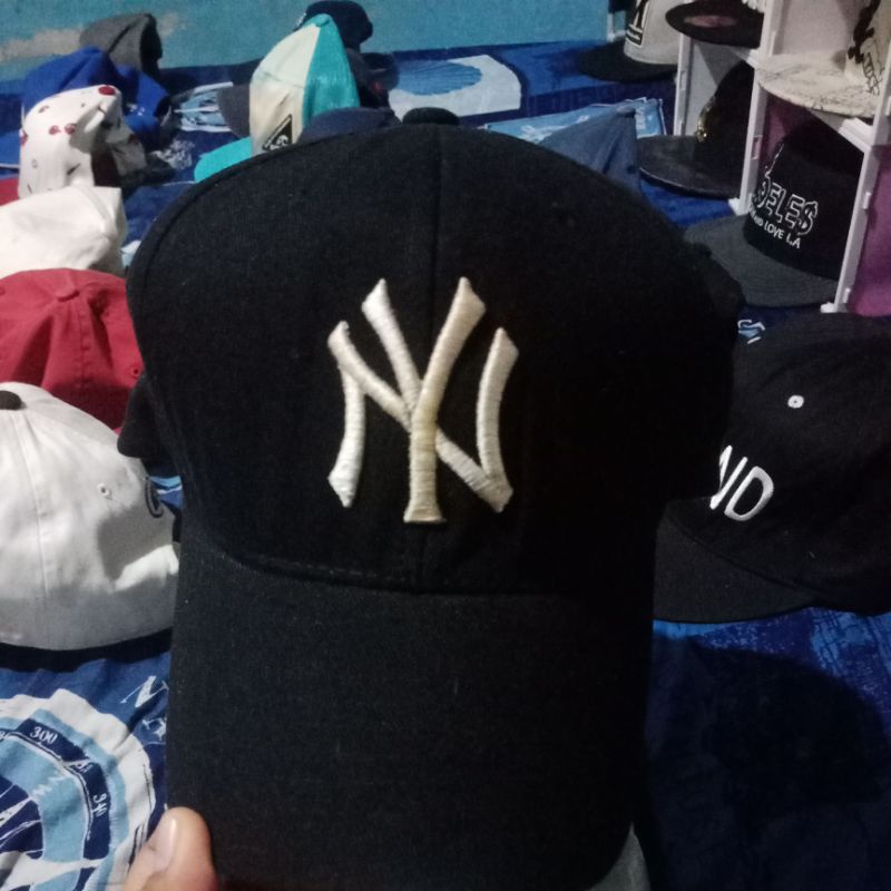 topi second branded mlb