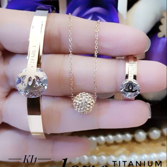 TERMURAH Set Perhiasan TITANIUM Anti Karat Kalung Gelang Cincin Chanel Cantik Modis Kekinian Xuping