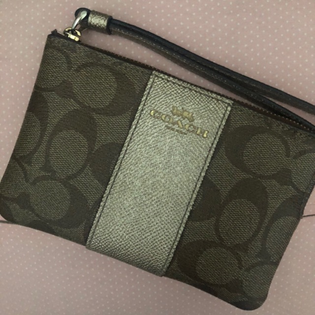 Preloved Authentic Coach Signature Small Wristlet
