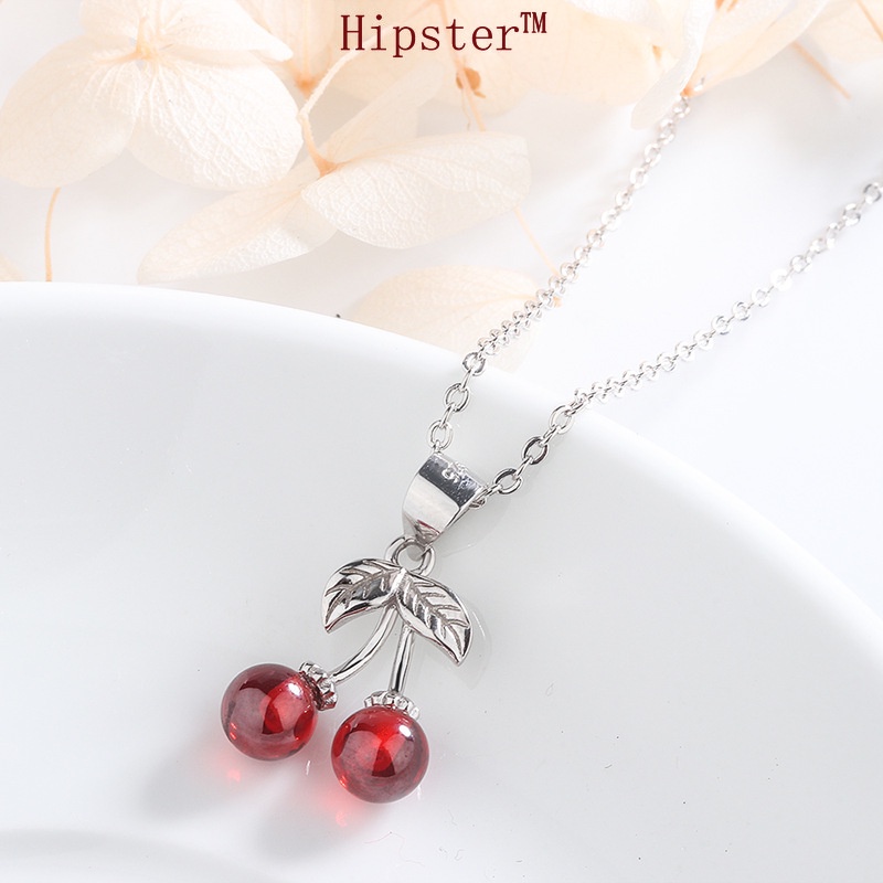 Classic Hot Sale Red Agate Cute Sweet Cherry Pendant Necklace