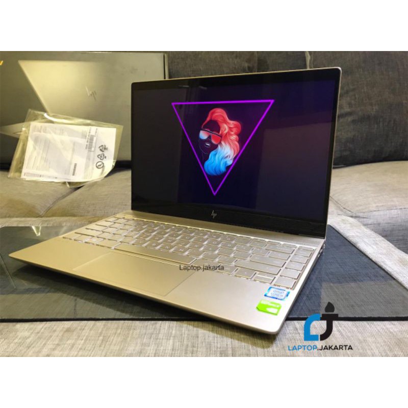 HP Envy 13 Core i5 8th gen Ram 8gb Mx150 SSD 256 IPS FHD