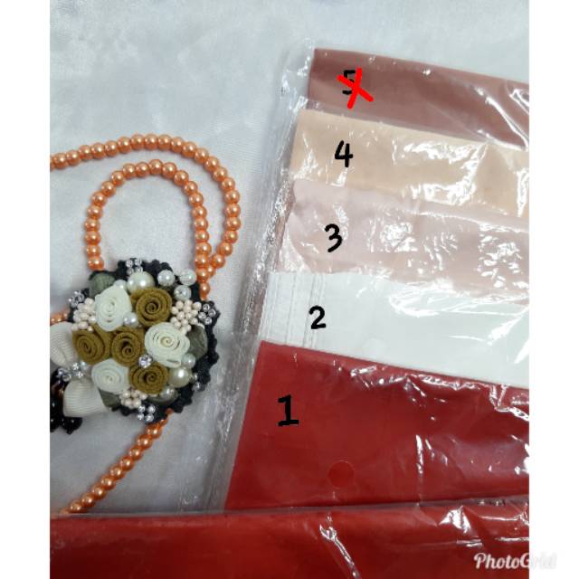 JILBAB SATIN POLOS SEGIEMPAT AZARA PALING LARIS