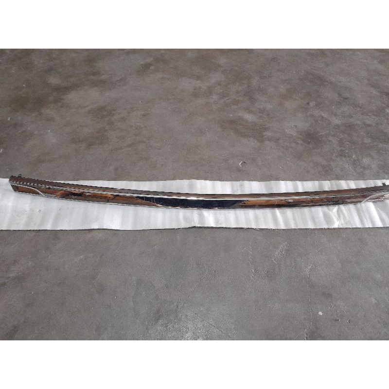 lis kap mesin karimun wagon