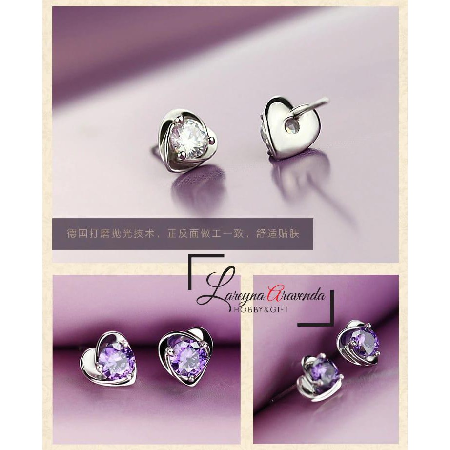 Anting Wanita Titanium Model Love Kristal Crystal Anti Karat Non Alergi AT018