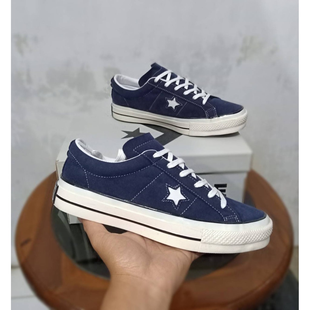 navy one star converse