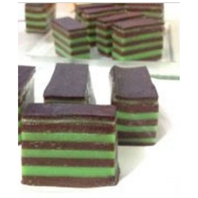 

Balapis Coklat Pandan & Vanila Khas Manado