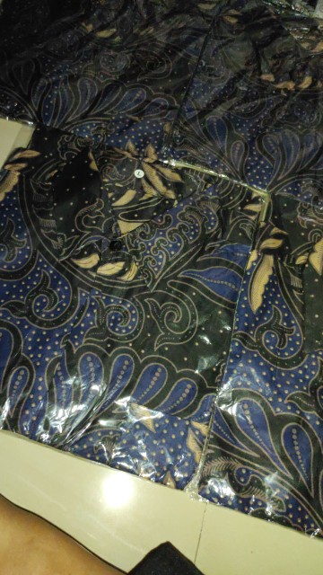 Kemeja Batik Kramik Biru Seragam Batik M L Xl Atasan Baju Batik Pria Kekinian Murah Keren Terlaris