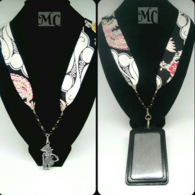 

Kalung batik wayang/ID card hitam