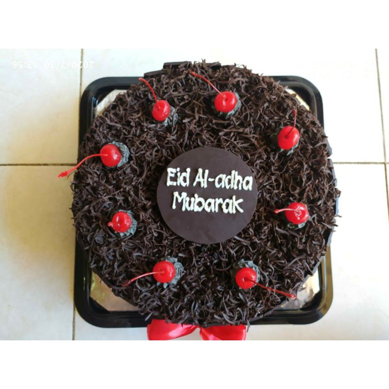 

PROMO !!! ICE CREAM TART, Model Black Forest C, 24 cm, Tart Dalamnya 100% Ice Cream Tanpa Kue