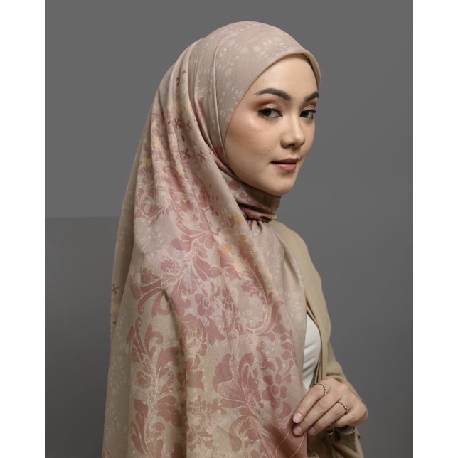 preloved wening scarf