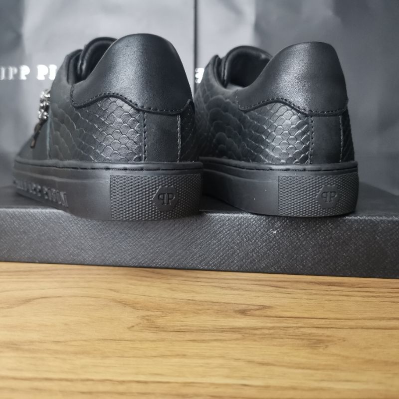 sepatu pria philipp plein sneaker cowok hitam kulit men shoes pp P1SHOES