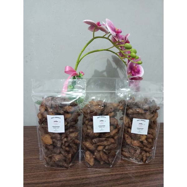 

Lumpia rasa coklat