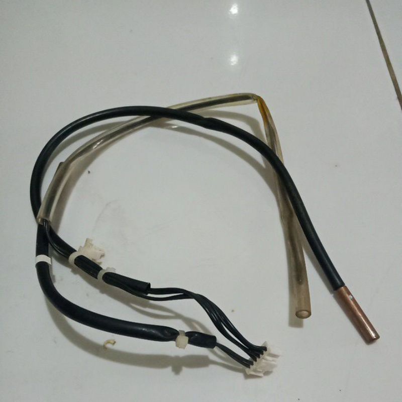 Thermis thermistor out door ac daikin Thailand  inverter ORIGINAL