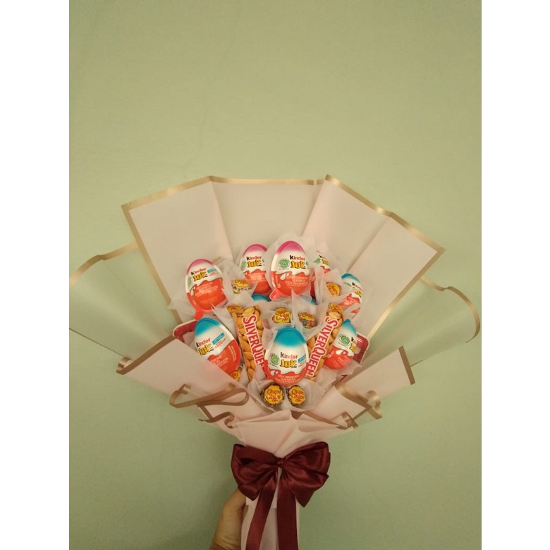 

Bucket Snack Wisuda /ulang tahun Kinder