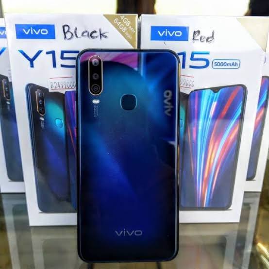 HANDPHONE VIVO Y15 RAM 4/64 FULLSET ISTIMEWA (Bayar Ditempat/COD)