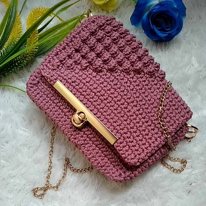 Tas selempang Rajut Motif popcorn