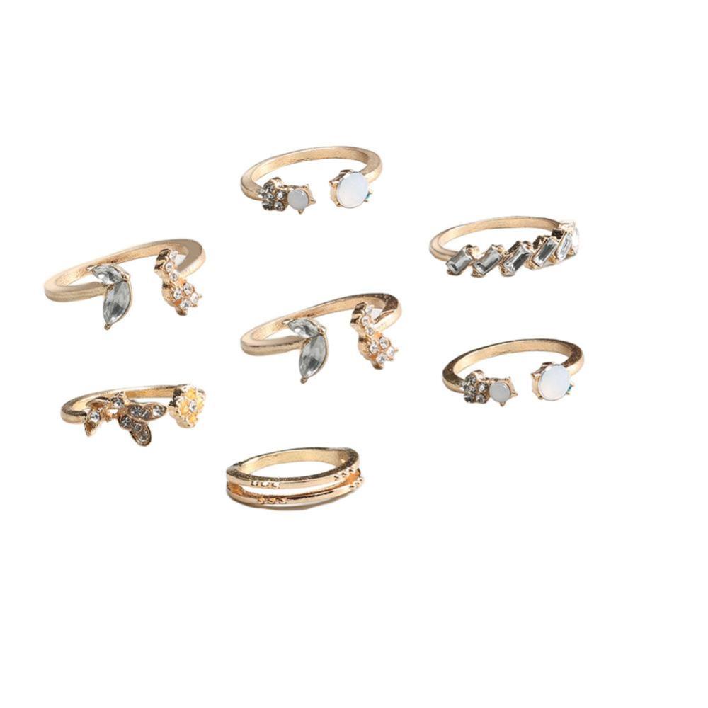 Timekey 7pcs / set Cincin Desain Kupu-Kupu / Bunga Warna Gold Gaya Minimalis Untuk Wanita A4K2