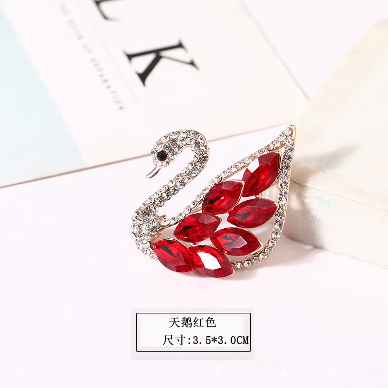 Versi Korea high-end indah kristal bros Temperamen opal bunga angsa Merah cherry bros fashion semua pertandingan aksesoris-6