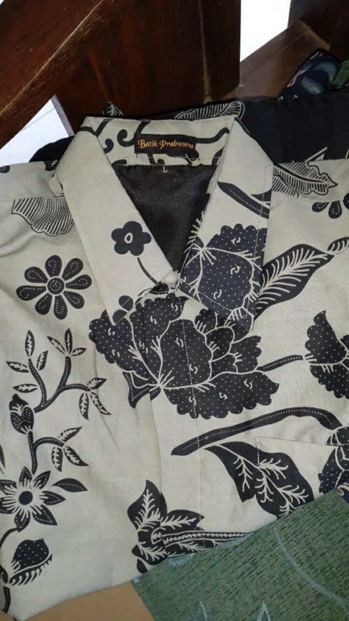 Ranu Kumbolo Kemeja Batik Pria Lengan Panjang Slimfit Katun Printing Hem Baju Seragam Kantor Modern