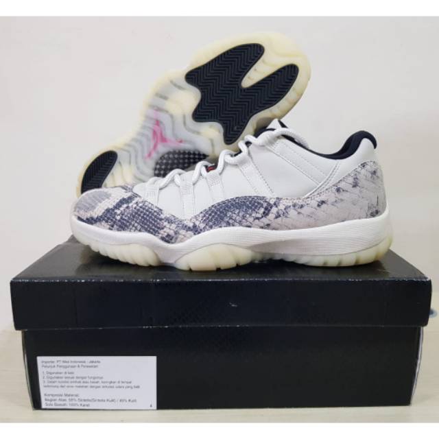 SEPATU BASKET AIR JORDAN 11 LOW SNAKE SKIN
