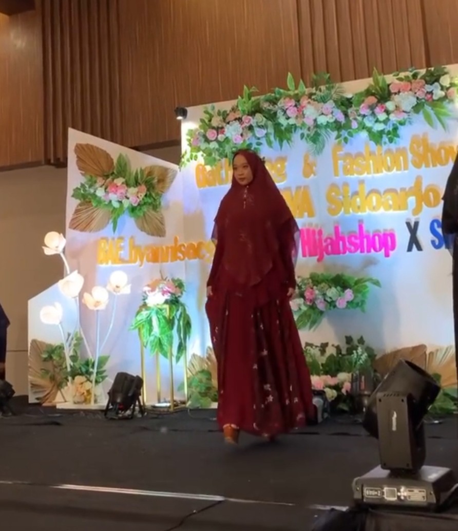 Standing Lamp Tulip Isi 5