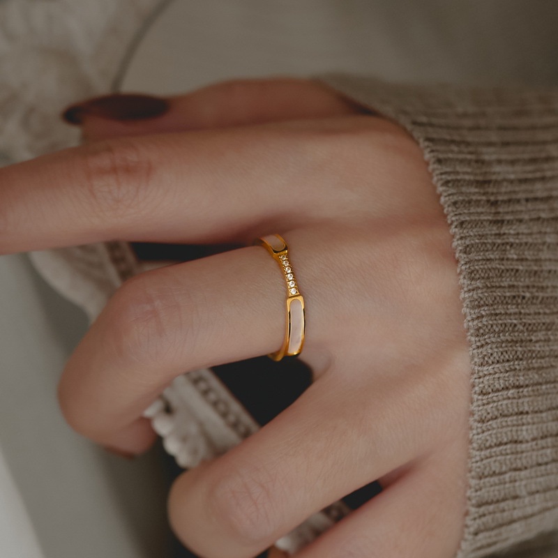 Tidak memudar in dingin feng shui kristal berbentuk putih shell fritillary cincin wanita minat khusu