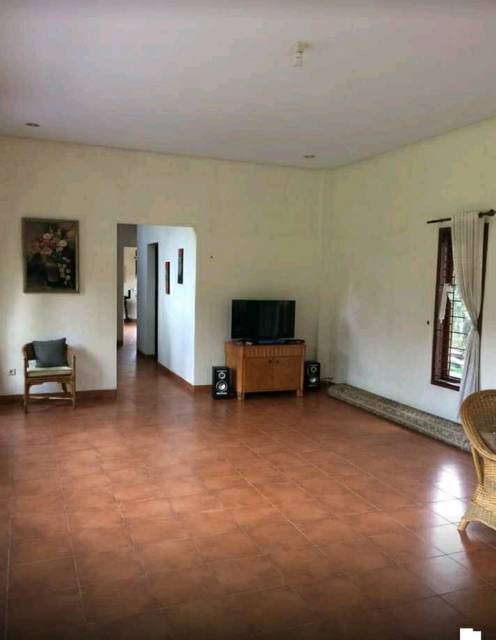 Ubin Terakota 30 x 30