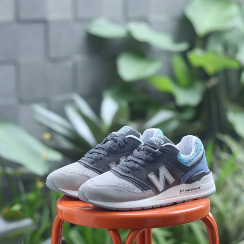 SEPATU SNEAKER PRIA NB 997 KLASIK SIZE 40-44