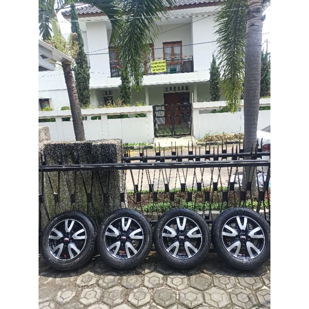 4 Velg ring 14 PCD 100+Ban 175/65 layak pakai