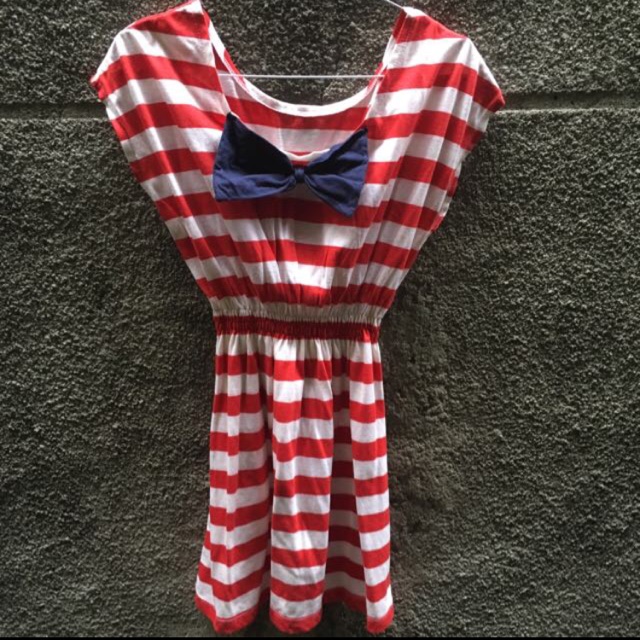 Ribbon dress