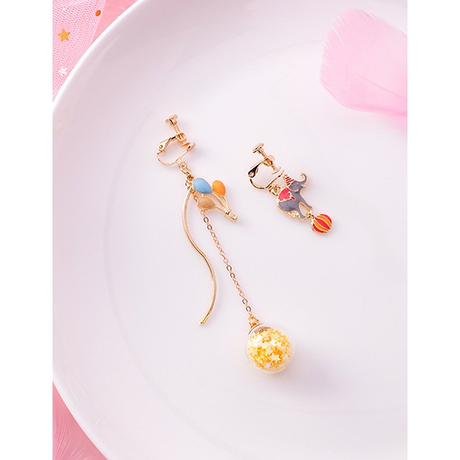 LRC Anting Fashion Ear Clip Asymmetrical Elephant Balloon Earrings F46175