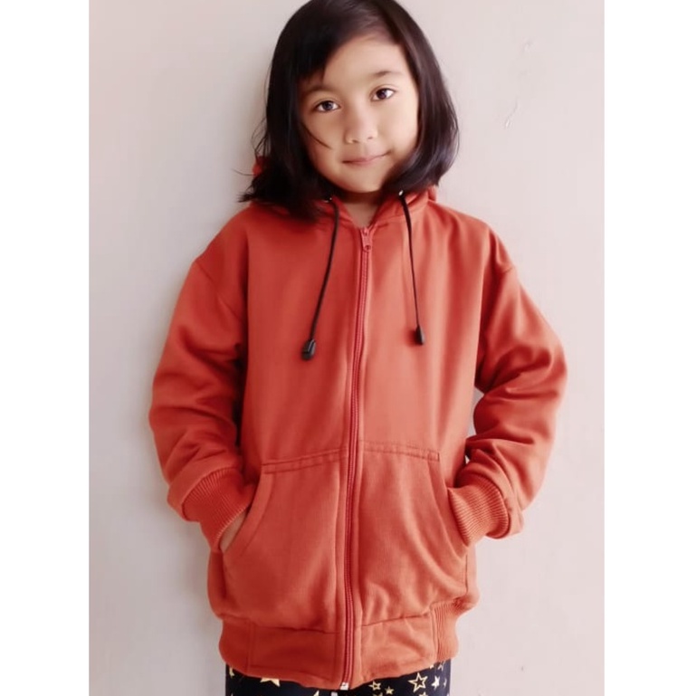 JAKET ZIPPER POLOS ANAK HOODIE SWEATER KEKINIAN TERBARU BAHAN FLEECE USIA 2TAHUN SAMPAI 12TAHUN LAKI LAKI PEREMPUAN COCOK BUAT SERAGAMAN DISABLON ULANG DAN DI BORDIR