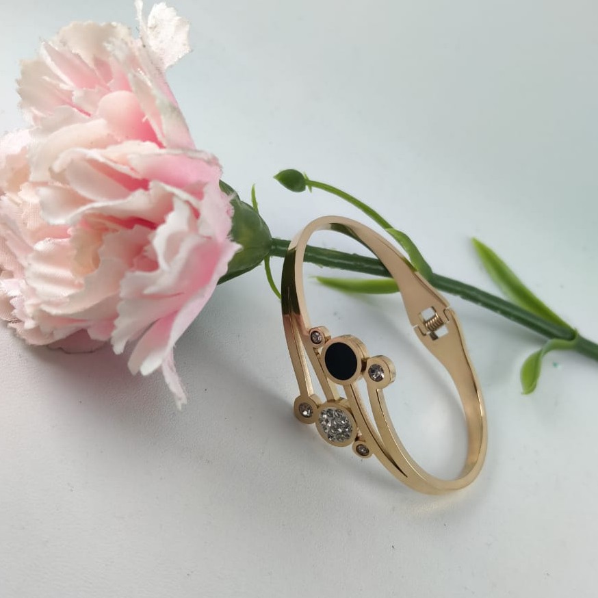 Gelang Bangle Titanium BVLGARI Ros Gold Asli import....GBT00006