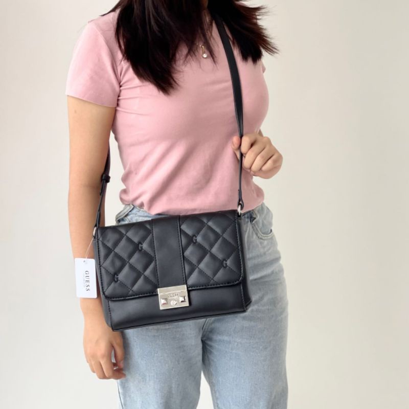 Guess Cydney Flap Crossbody Bag Original / Tas Guess Original / Guess Bag Original / Guess Bag