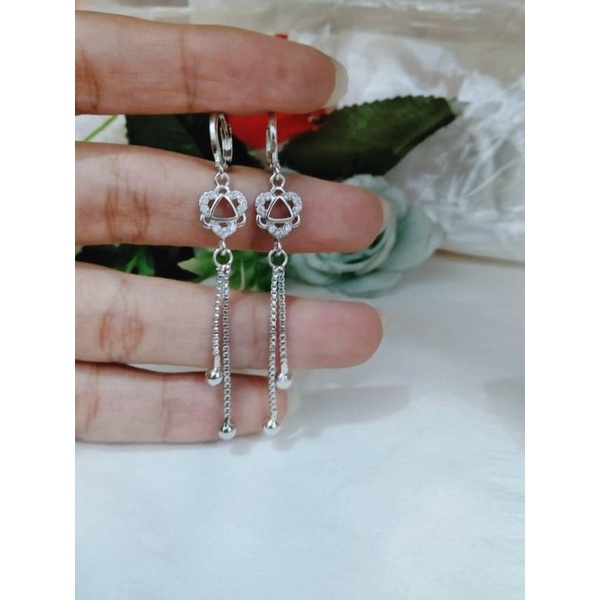 anting wanita dewasa cantik warna silver