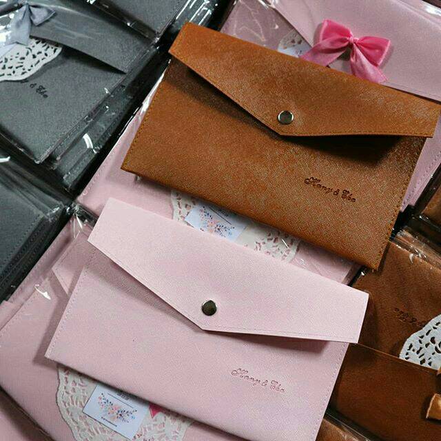 

Souvenir pouch amplop